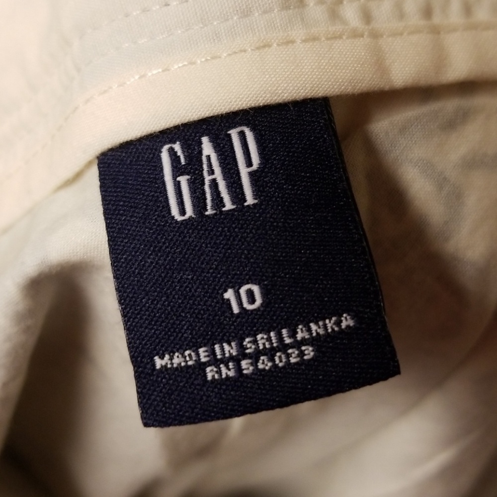 SOLD SOLD E ⭐️ NWT Gap floral print skirt - Picture 6 of 6